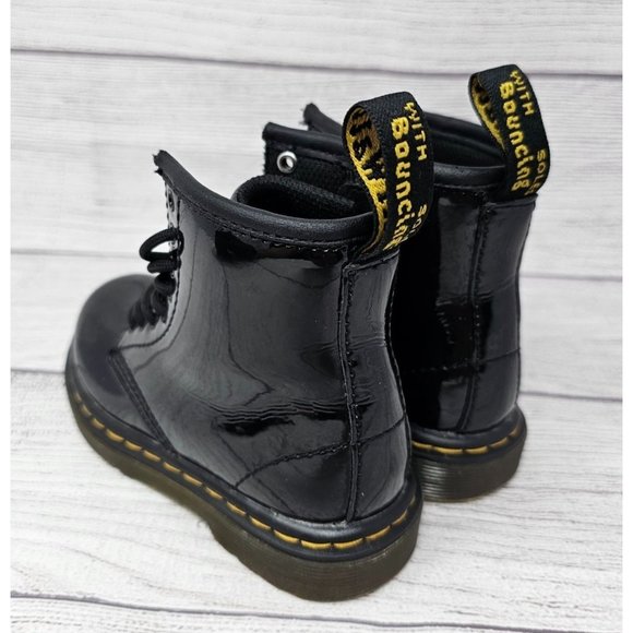 Dr. Martens Kids 1460 patent leather boots Size 7 - Picture 8 of 10